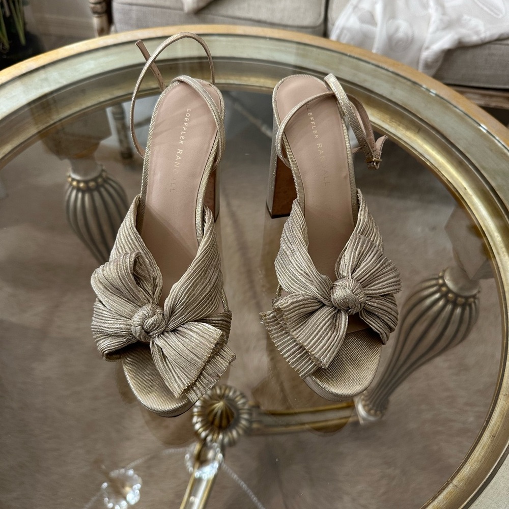 Camellia Platinum Pleated Bow Heel